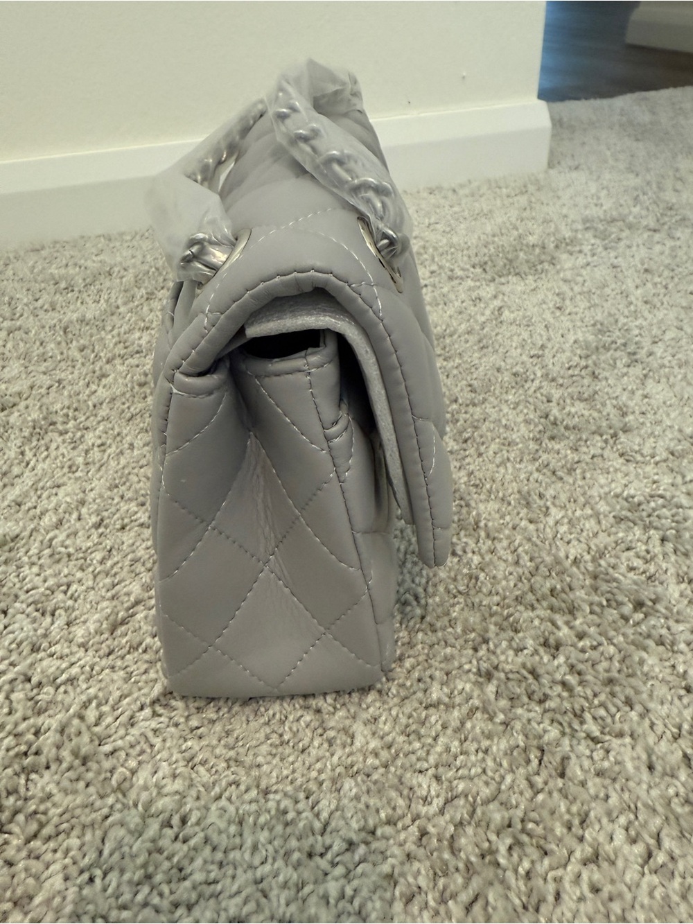 INSPIRED…. Quilted Leather Shoulder Bag - Gray - Picture 5 of 7
